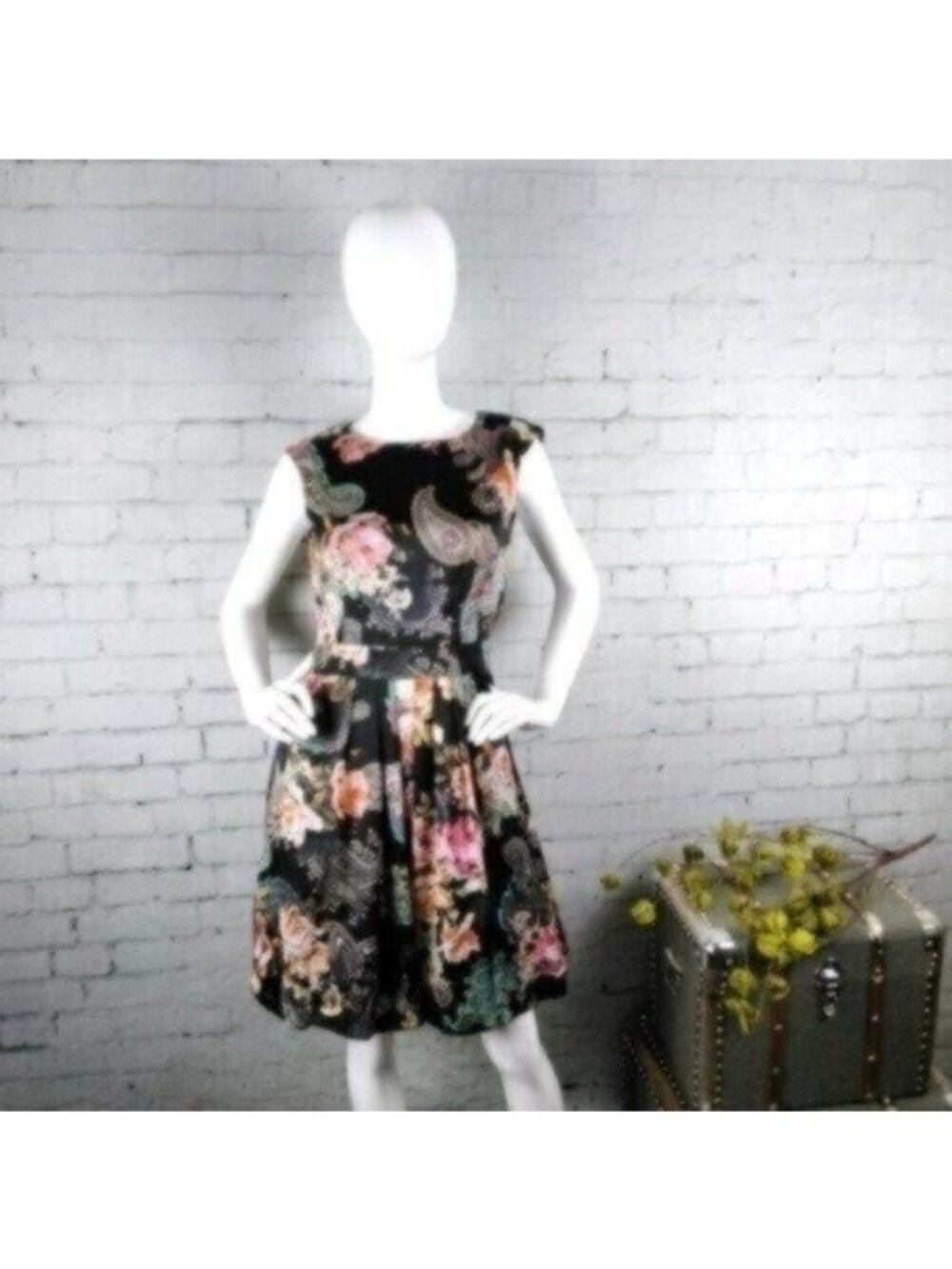 Boston Proper Paisley Fit And Flare Dress Black 8 - Picture 8 of 8